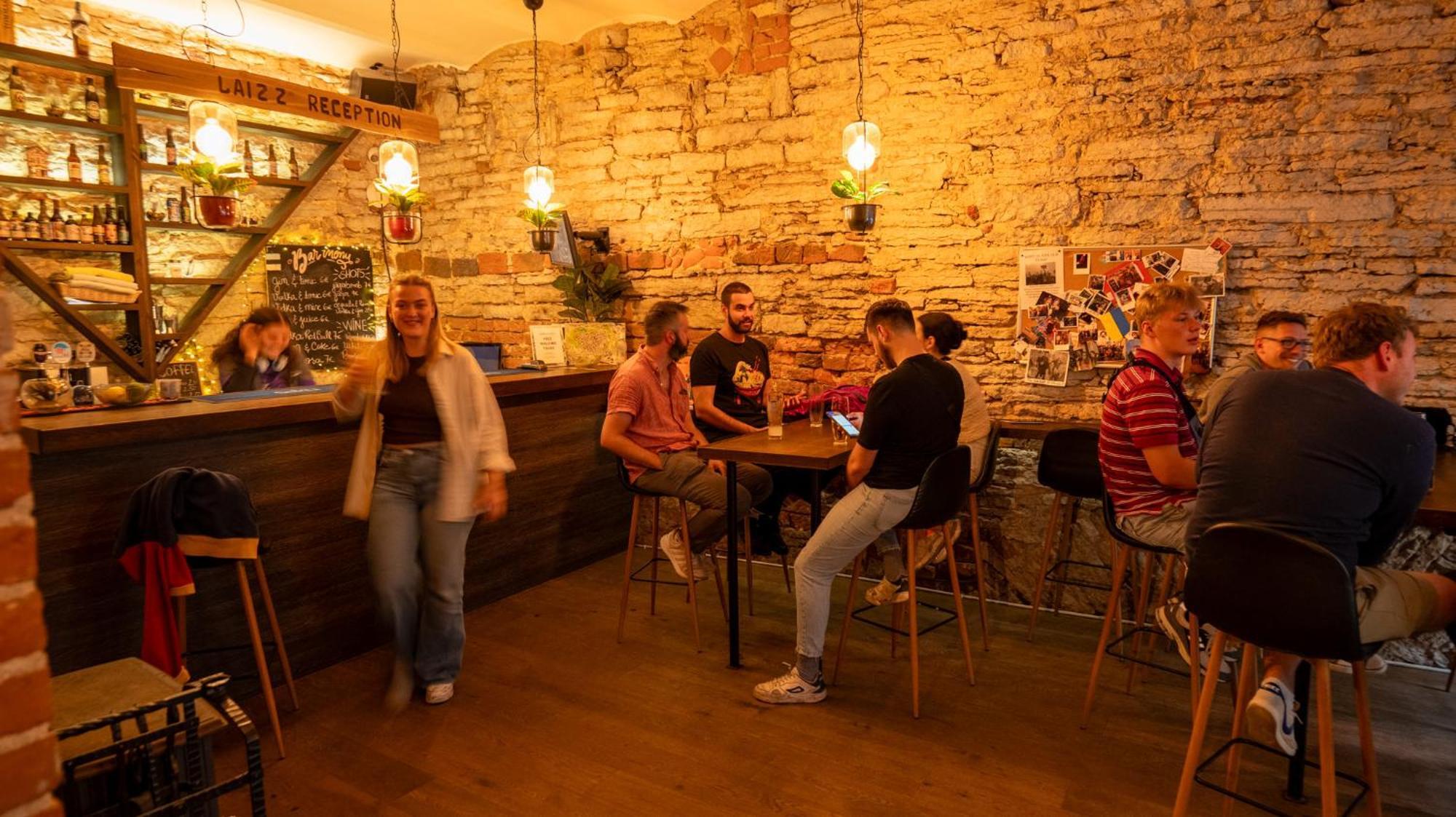 The Monks Bunk Hostel & Bar Tallinn Exterior photo