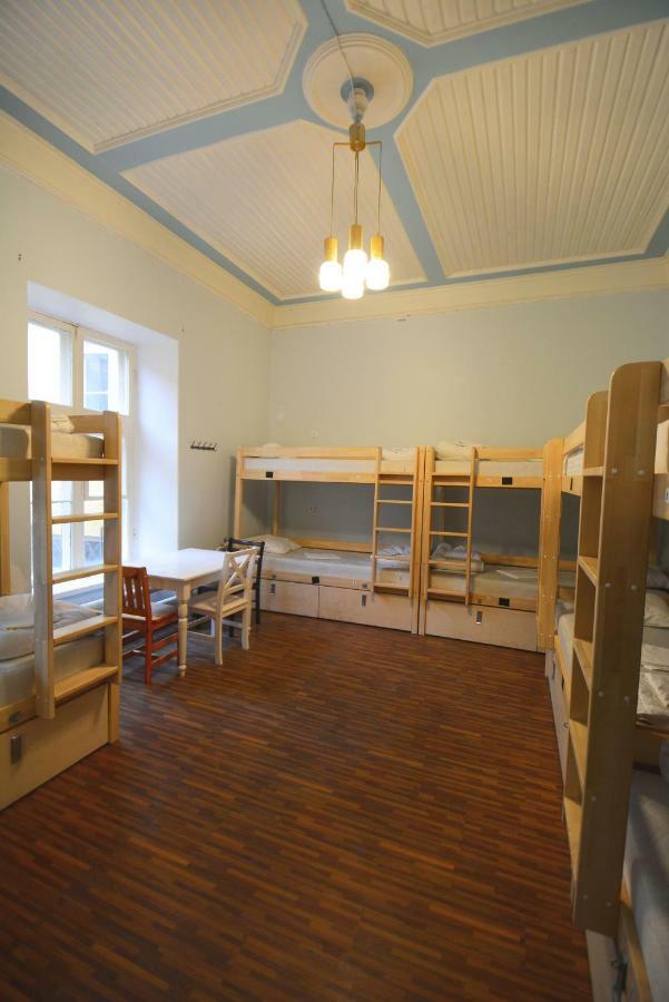 The Monks Bunk Hostel & Bar Tallinn Exterior photo