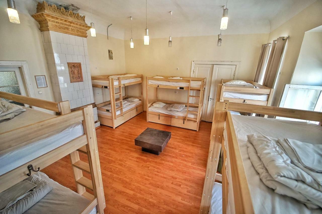 The Monks Bunk Hostel & Bar Tallinn Exterior photo