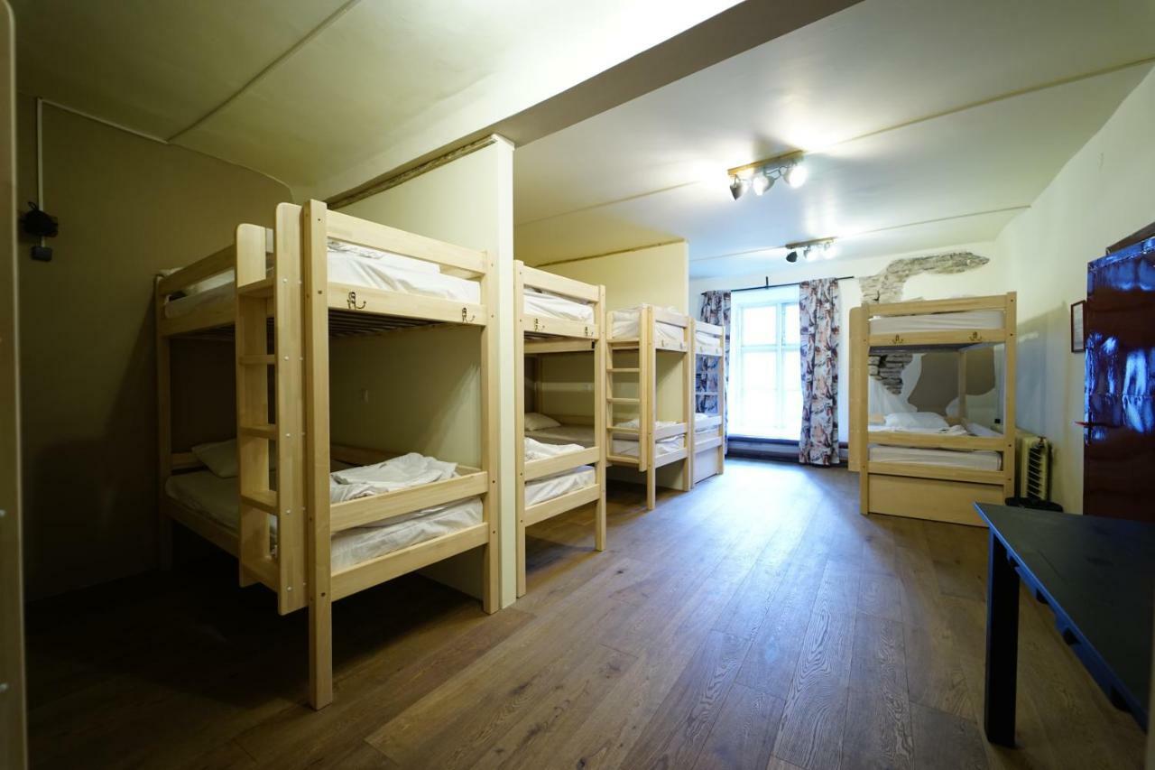 The Monks Bunk Hostel & Bar Tallinn Exterior photo