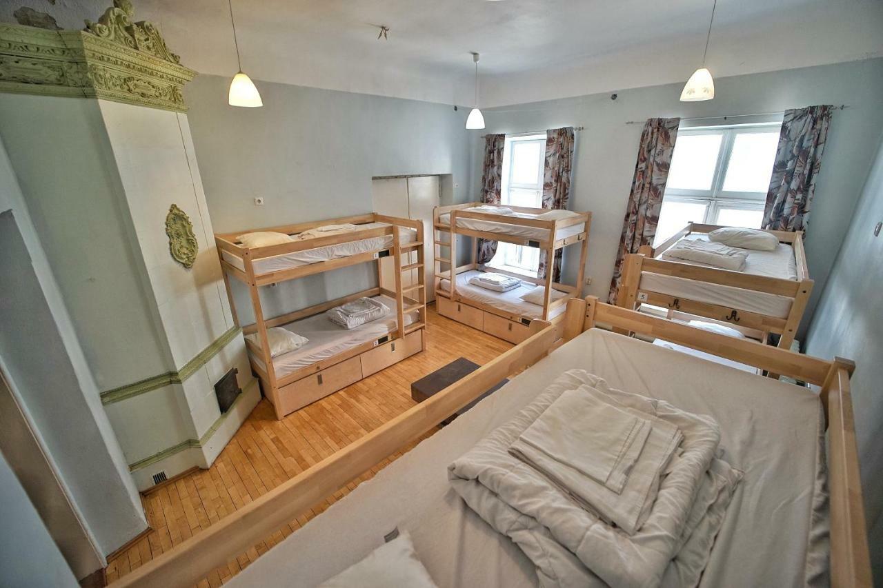 The Monks Bunk Hostel & Bar Tallinn Exterior photo