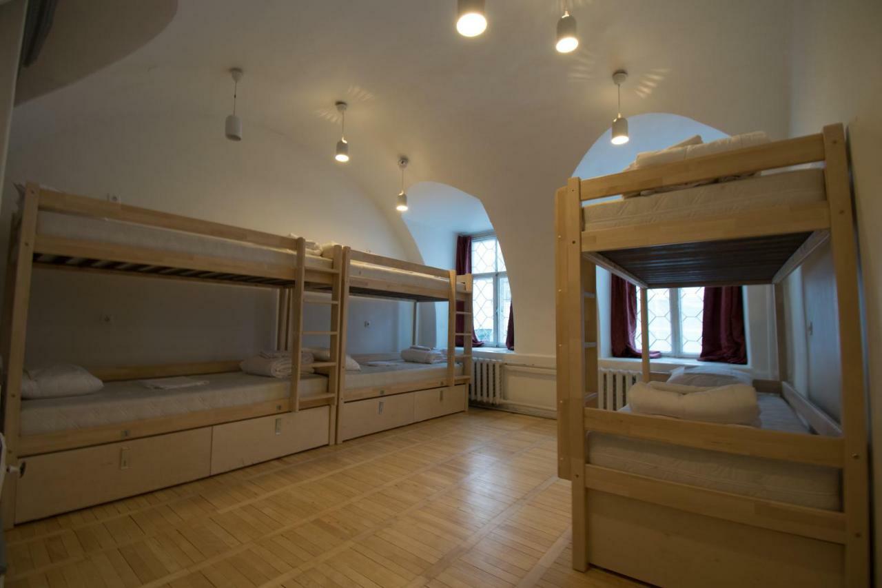 The Monks Bunk Hostel & Bar Tallinn Exterior photo