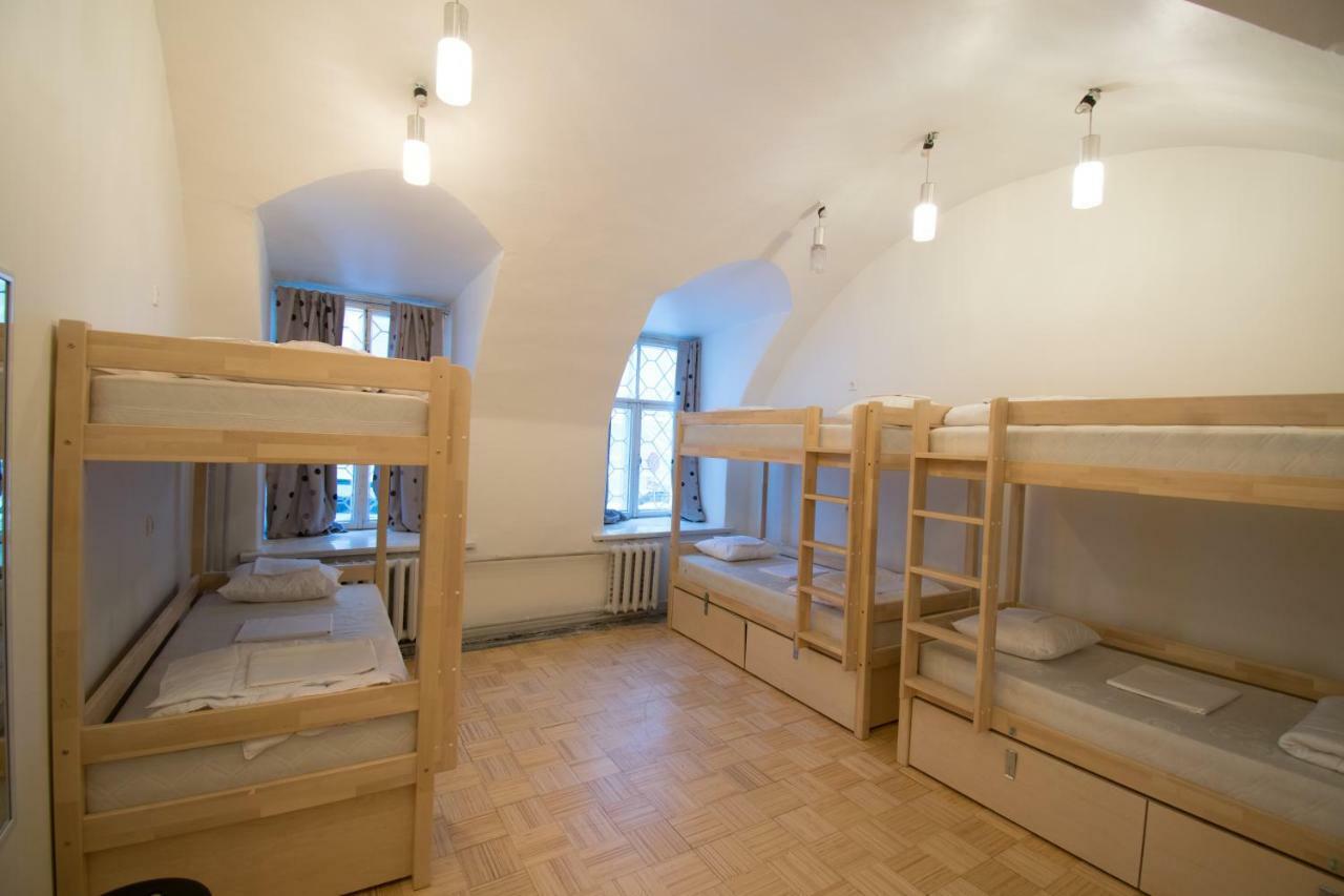 The Monks Bunk Hostel & Bar Tallinn Exterior photo