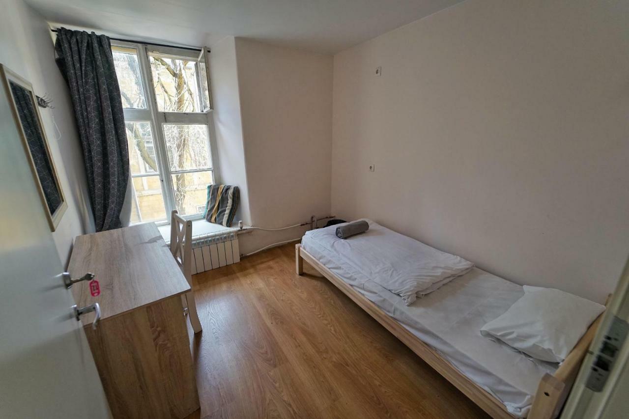 The Monks Bunk Hostel & Bar Tallinn Exterior photo